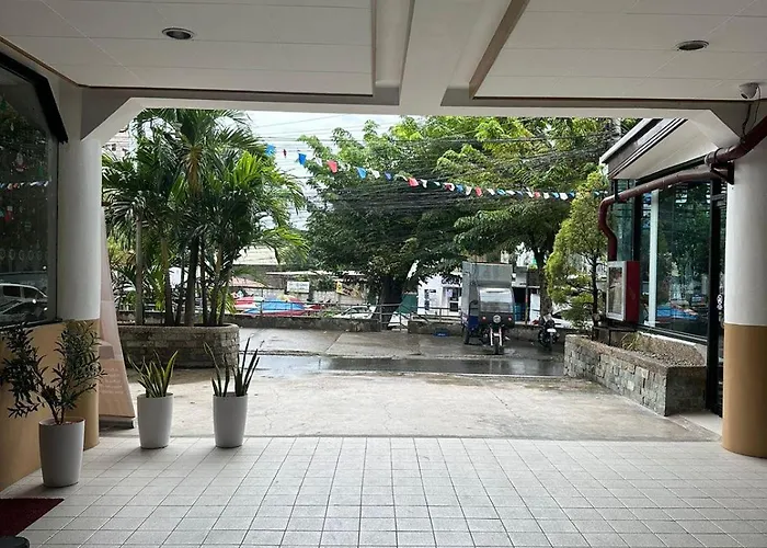Plaza ホテル *